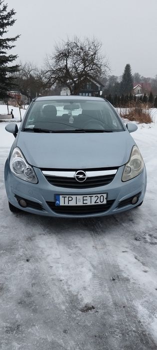 Opel Corsa Rezerwacja