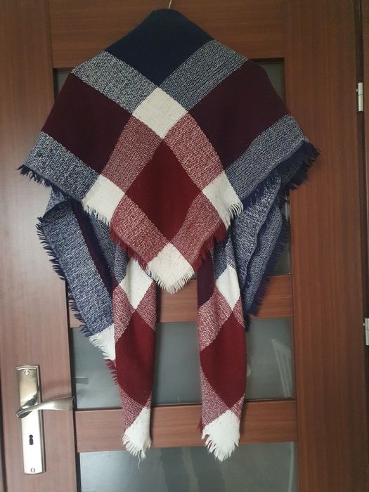 Duża chusta szal w kratę 130x130
