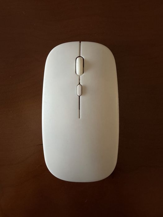 Kit Teclado Bluetooth + Rato Sem Fios – Usado Como Novo