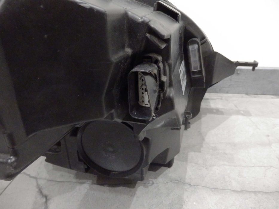 Ford Puma MK2 2019- Lampa Lewa Przód Full Led