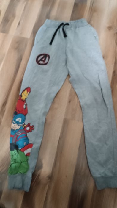 Dresy Avengers dla chłopca 164