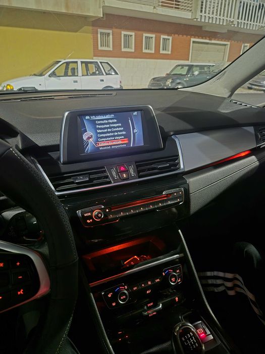 Bmw 216 grand tourer sport line