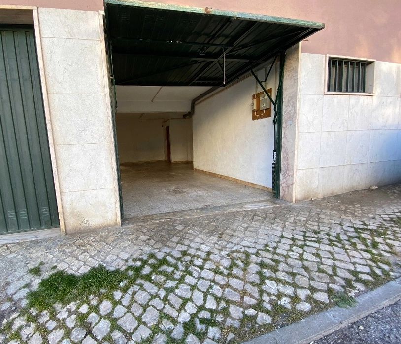 Limpeza de garagens532554479914209283