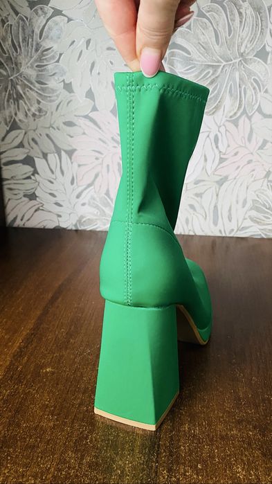 Нові жіночі ботильйони