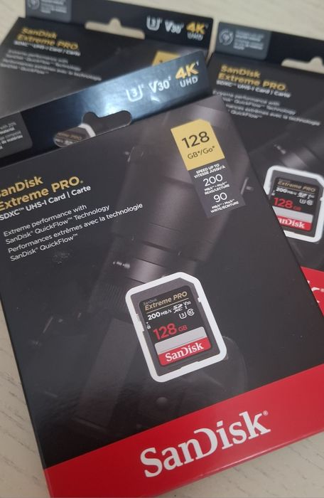 SanDisk 128GB SD   Extreme PRO  SanDisk 256 GB microSDXC