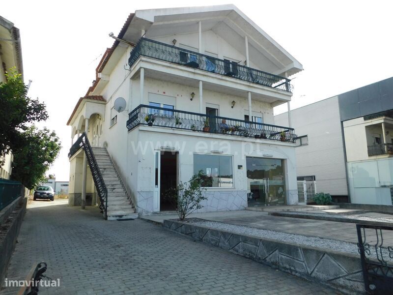 Moradia T6 / Seia, Seia, São Romão e Lapa dos Dinheiros