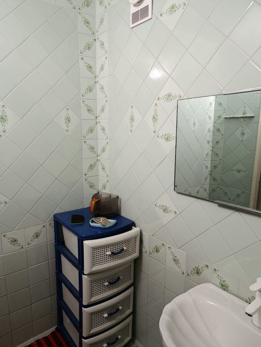 Срочная продажа большой добротной 3к квартири в Леваневцев.