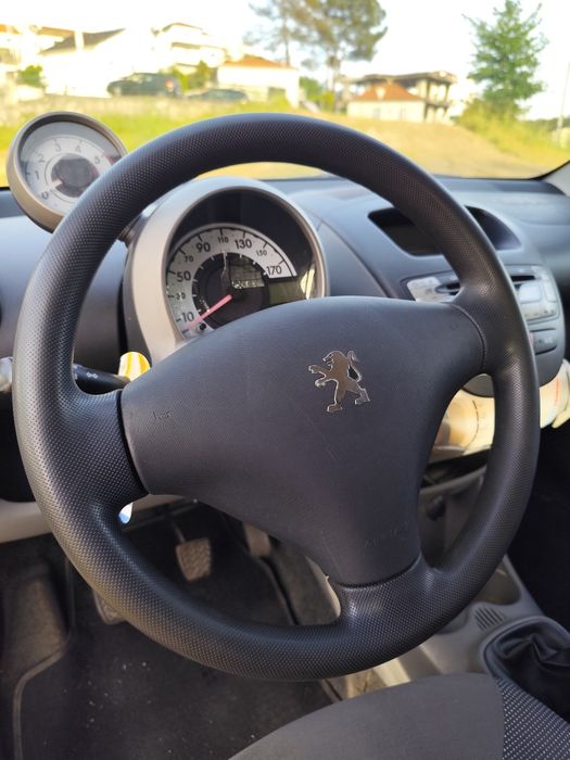 Peugeot 107 Van Diesel com Ar Condicionado