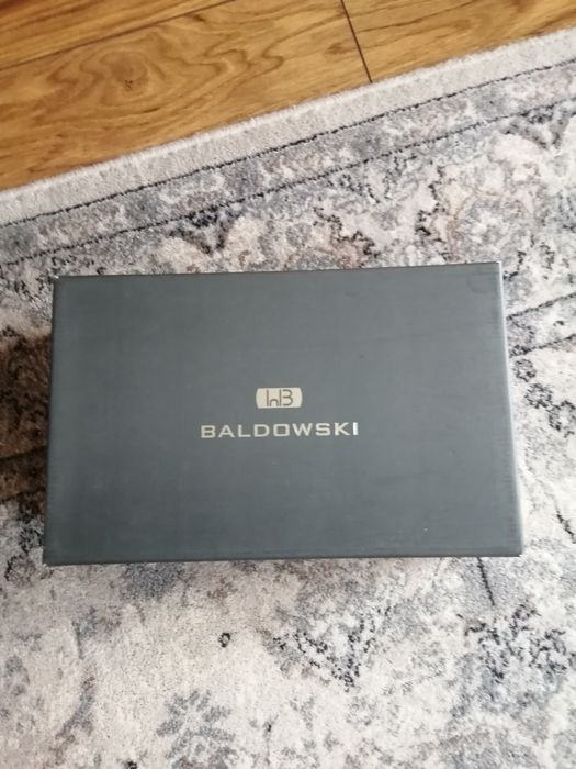 Baldowski beżowe/brzoskwiniowe 37
