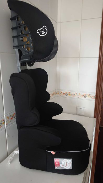 Cadeira de carro para criança (15–36 kg)