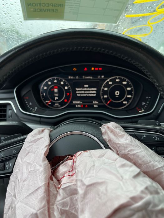 Єлементи салону audi a4 b9 лед панель bang & olefsen музика