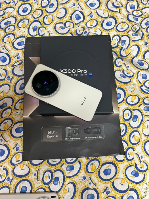 Vivo x300 pro + kit camera