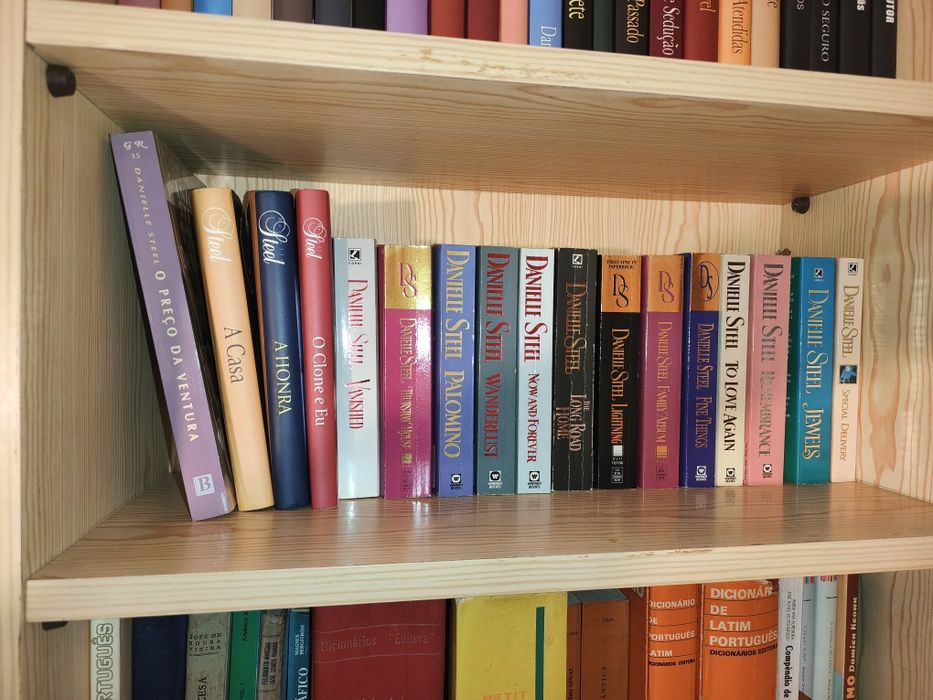 Livros a 4€ cada