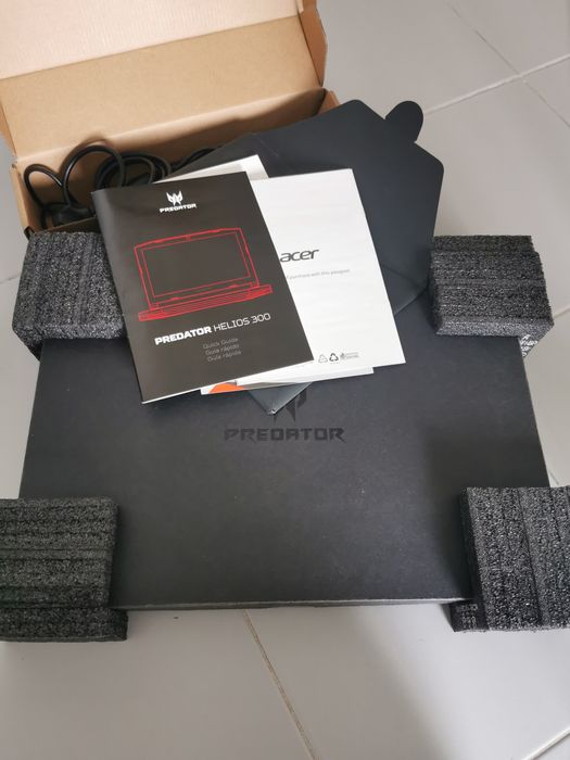Predator helios 300429594245375600645