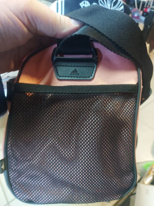 Сумка  adidas Essentials Linear Duffel Bag Extra Small IL5765 Woncla/W