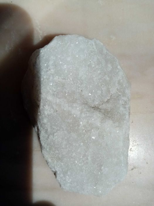Mineral em bruto calcite