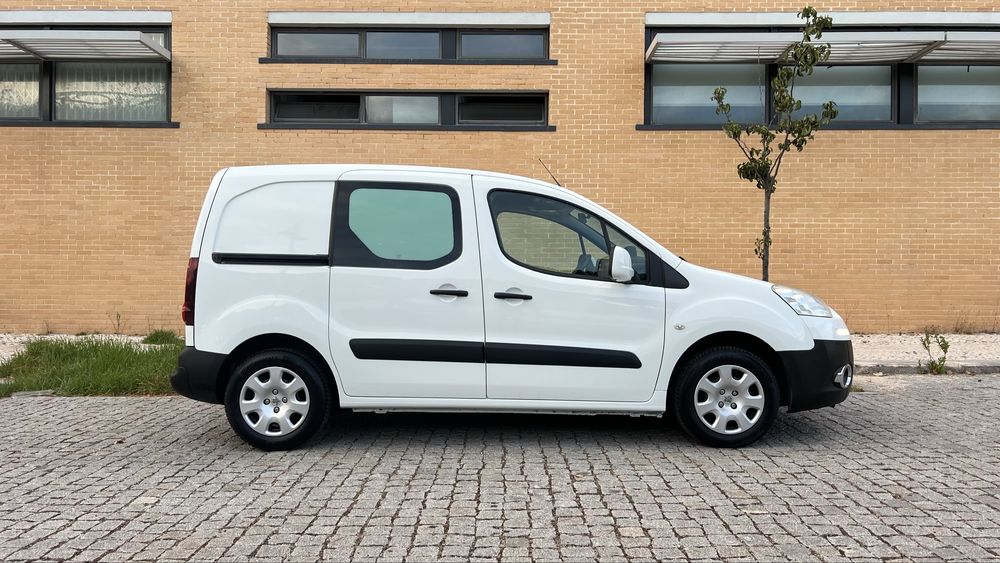 Peugeot Partner 1.6 hdi / 3 lugares (VENDIDA)