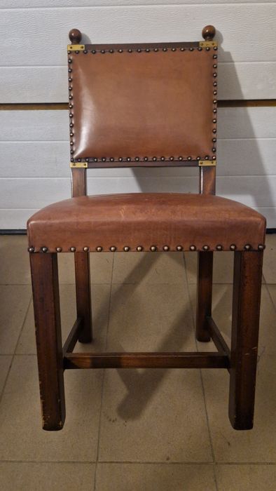 Krzesło drewniane obite skórą ładny stan