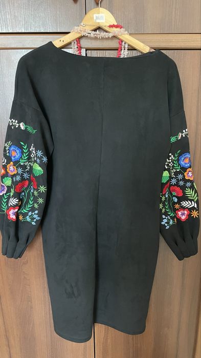 Пляття з вишивкою фірми Галичанка