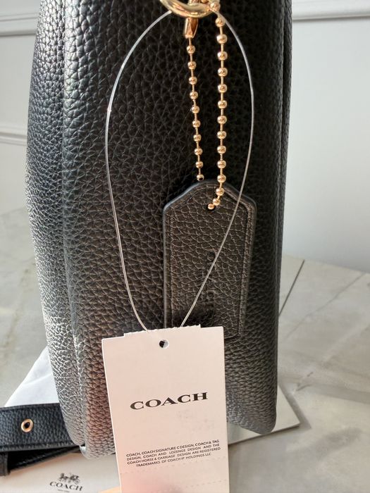 Сумка Coach Hadley convertible