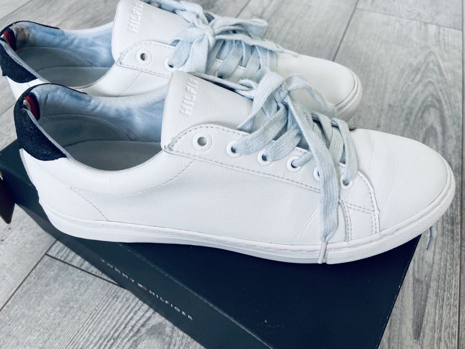 Tommy Hilfiger r 42 trampki biale meskie skorzane