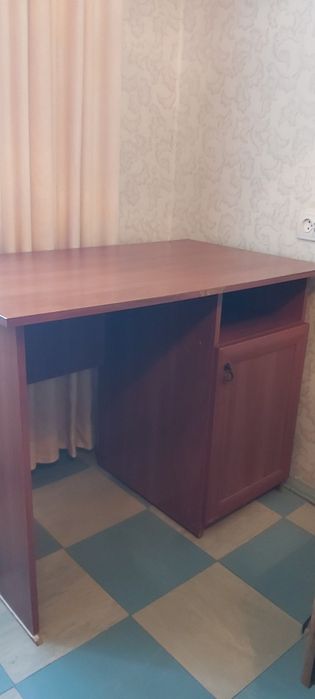 Письменный стол для школьника