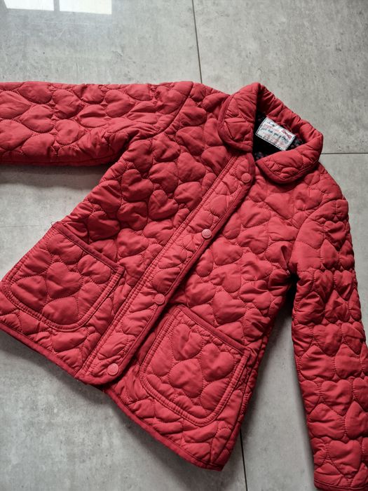 Kurtka przejściowa delikatna czerwień 128cm jesienna wiosenna