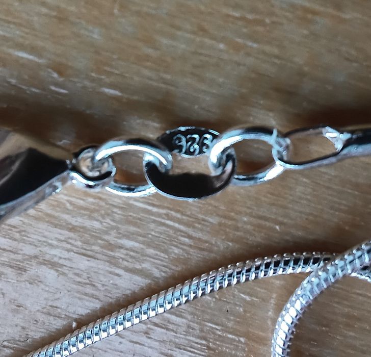 Fio em Prata  com Malaquita   Feito à Mão com Amor