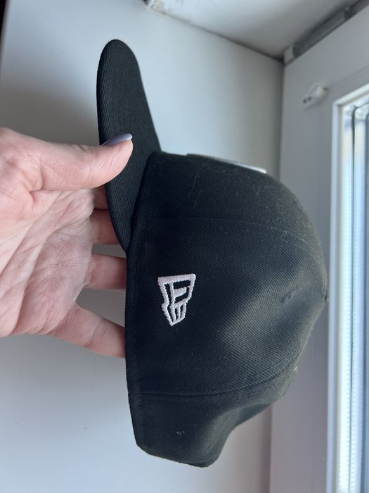 Кепка New Era чорна