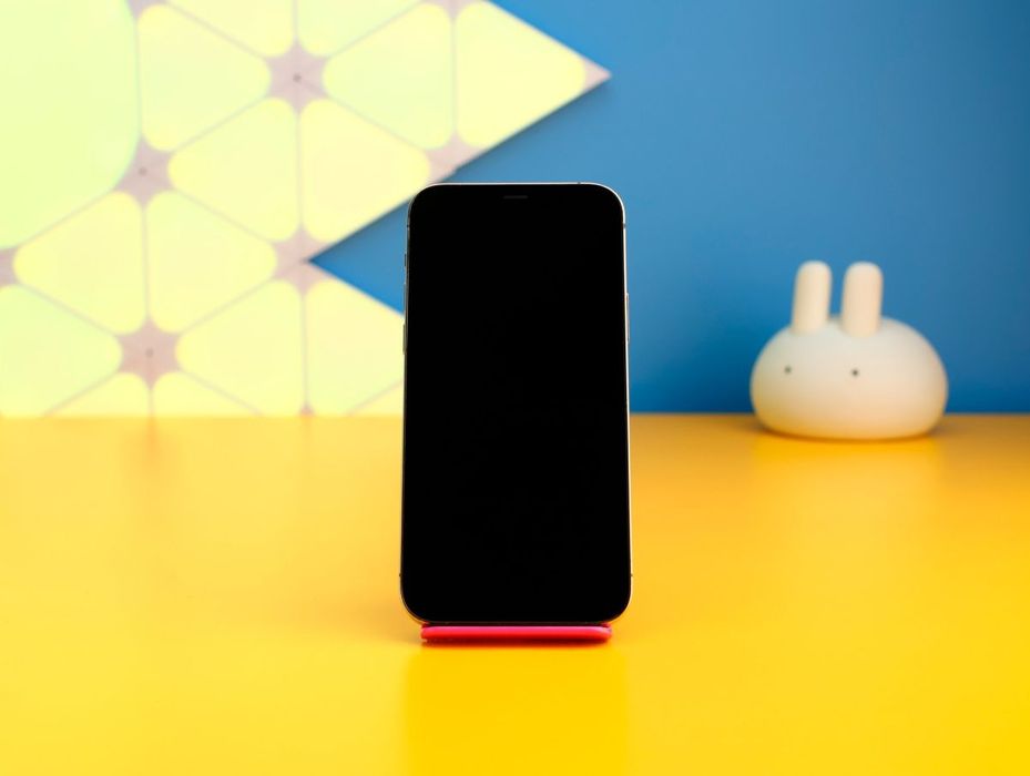 Смартфон Apple iPhone 12 Pro 128GB Gold (176916) Б/У З ГАРАНТІЄЮ