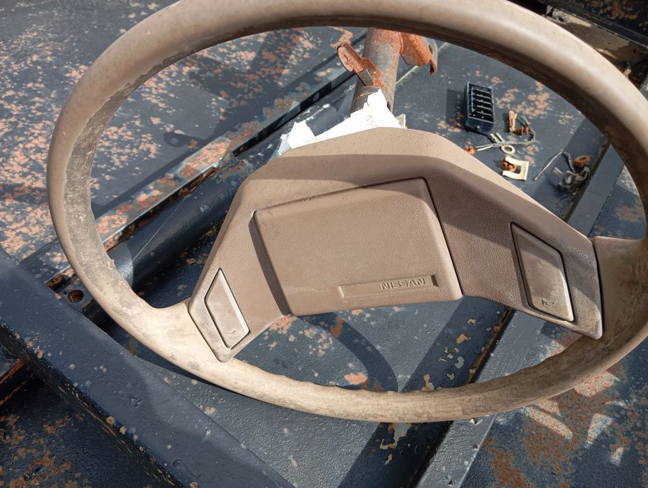 Várias Peças nissan d21