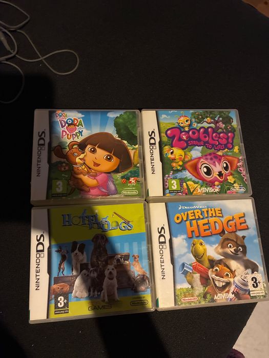 Nintendo DS lite rosa com 4 jogos em perfeito estado