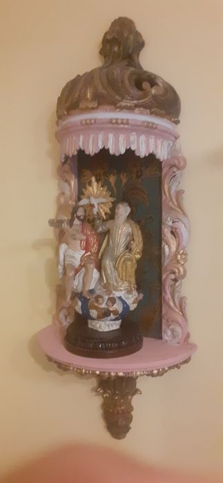 Linda Peça de Arte Sacra Terra Cota e Madeira