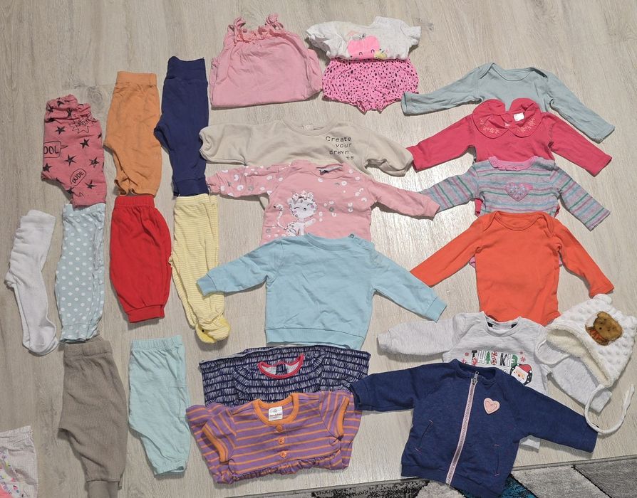 Paka ubranek dla dziewczynki