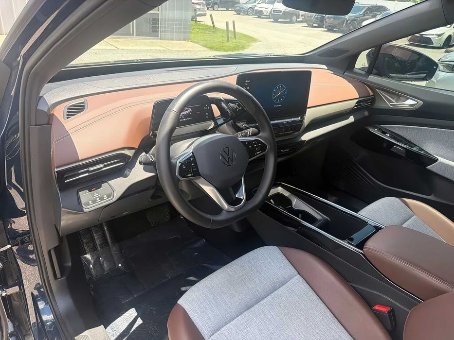 Volkswagen ID.4 Pro      2023