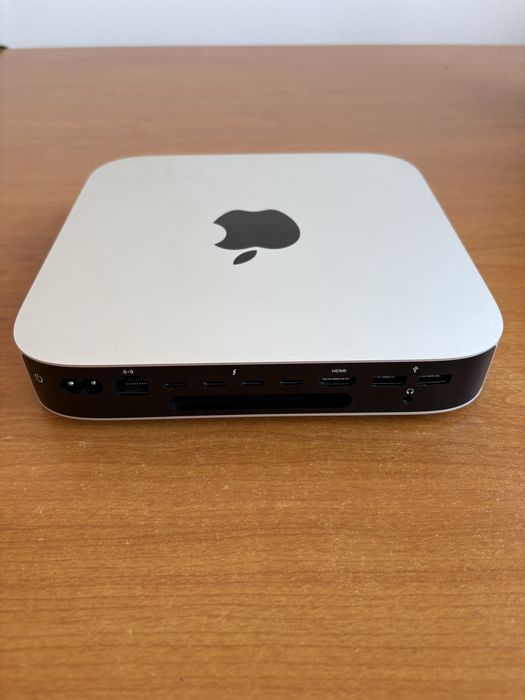 Mac mini 16gb 512gb + hub usb