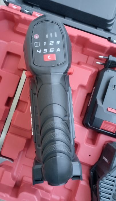 Serra recortes / Tico Tico Parkside Performance 20V  com bateria 4Ah