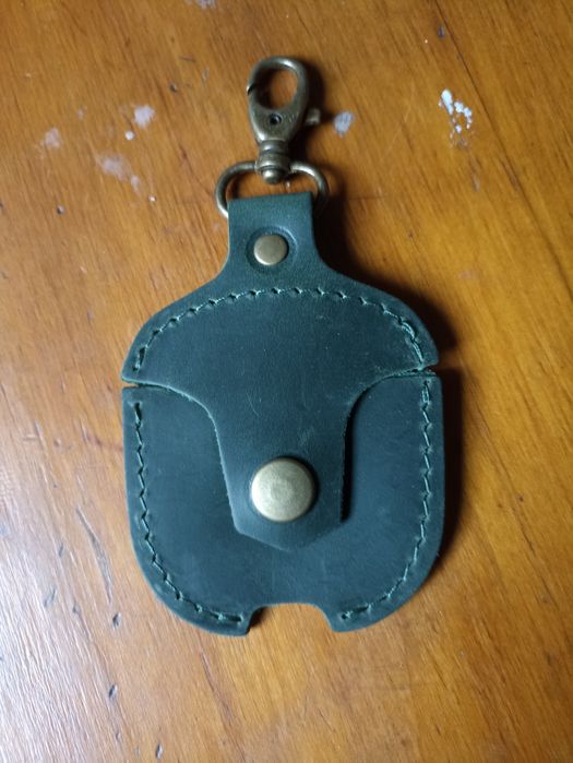 Чехол для наушников AirPods из натуральной кожи