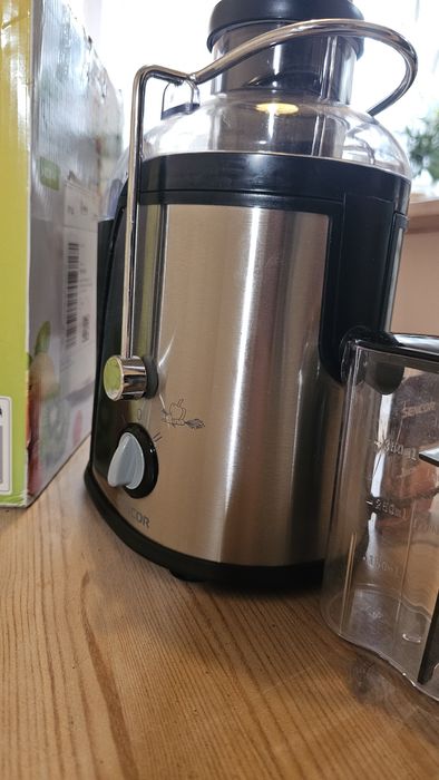 Sokowirówka Juice Extractor

SJE 74