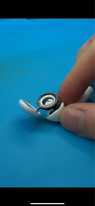 Ремонт AipPods 1,2,3,4,pro,2 pro,Max. Працюємо по НП