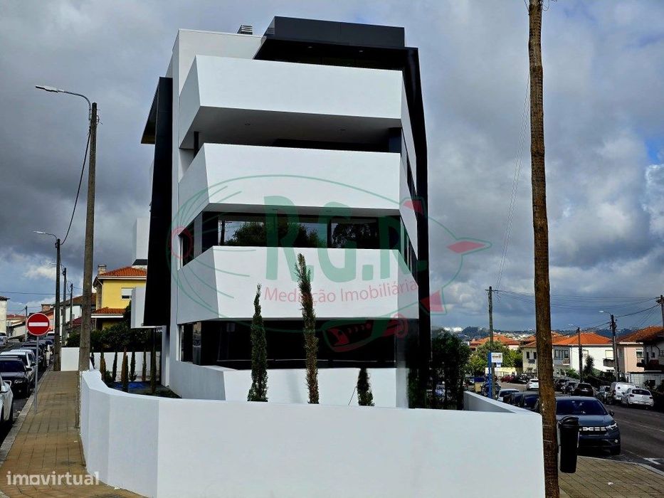 T1 Terraço (29m2) |Lg. Garagem e Arrumos | SÃO COSME