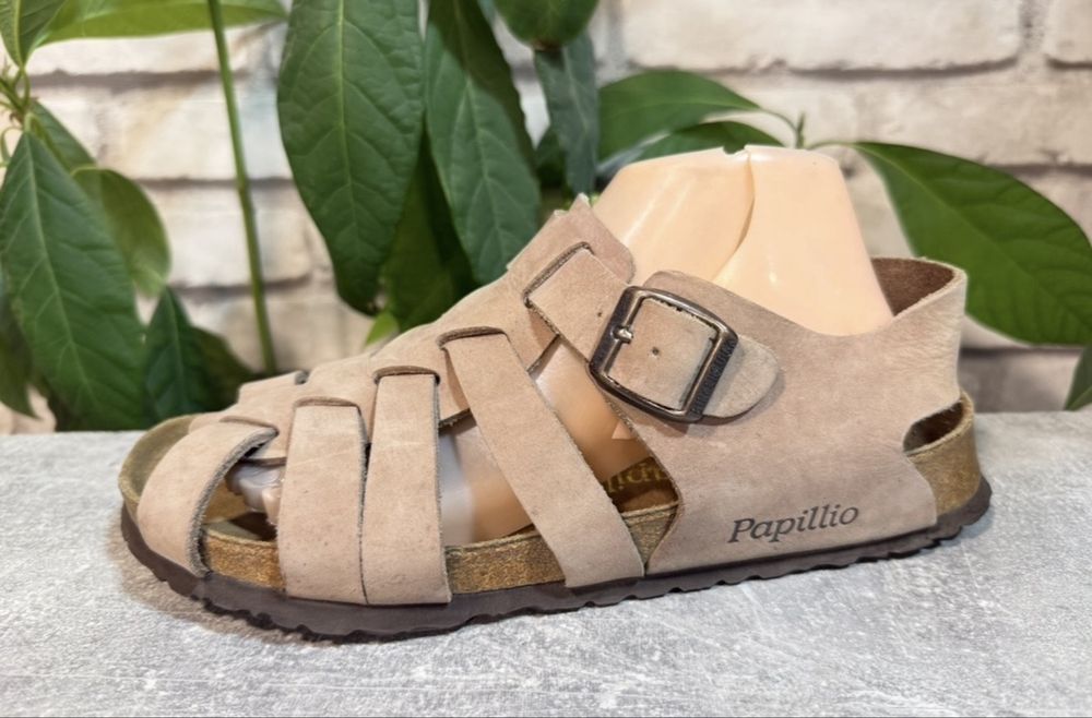 Кожаные босоножки Birkenstock 39 р