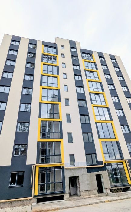 Продам 1 кімнатну квартиру у новобудові