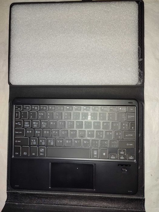 Чехол блютуз клавиатура с подсветкой для Lenovo tab p11 P11 5G