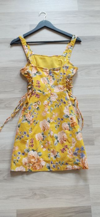 Sukienka letnia Bershka