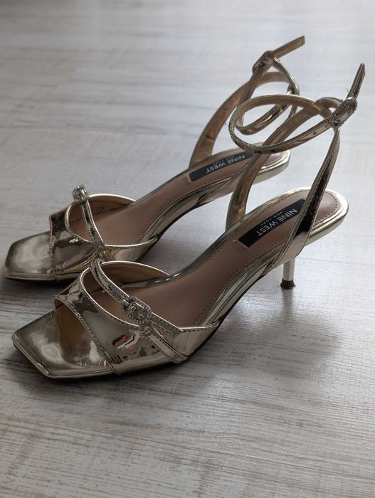 Sandały na obcasie Nine West 36 złote