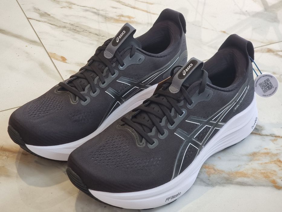 Оригінал 100% чоловічі кросівки asics gel kayano 32  euro 45