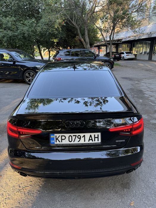 Audi A4 2016 VIN WAUENAF44HN039046 фото оголошення 10 з 24