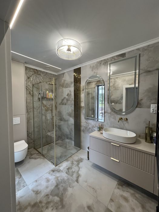 Kopleksowe wykończenia mieszkań/Adaptacje poddasz/Malowanie natryskowe