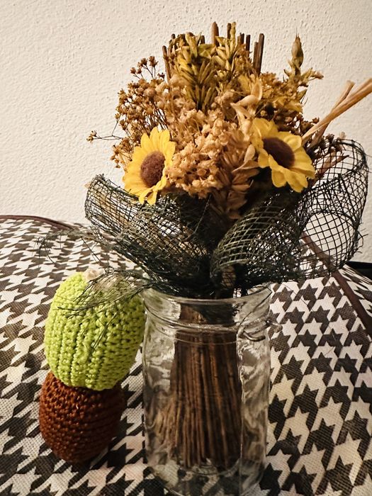 Mega Lote Decoração Casa (5 Peças) – Palavra Relax + Castiçais + Flores